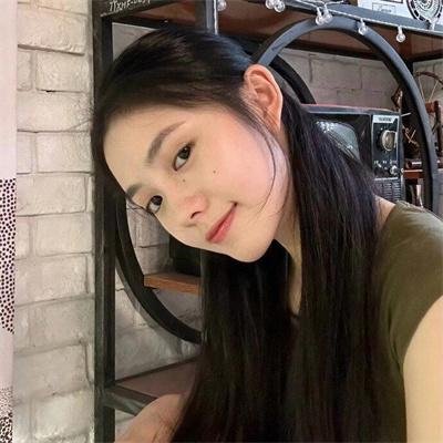 大宅院的女人